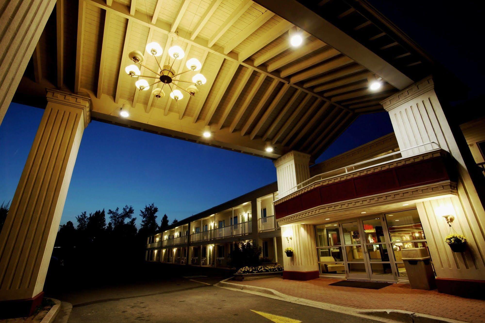 Hotel Moncton Buitenkant foto