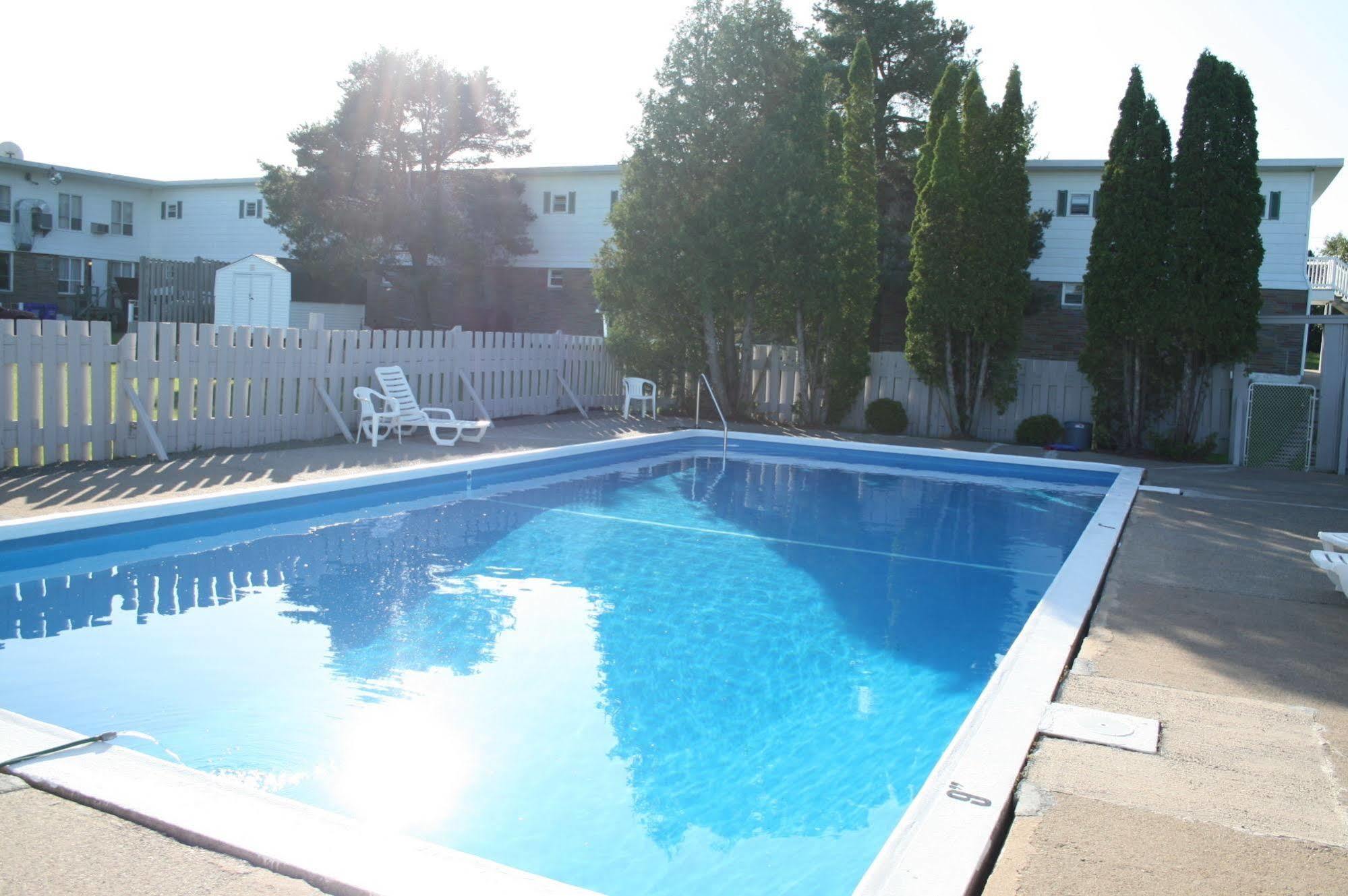 Hotel Moncton Buitenkant foto