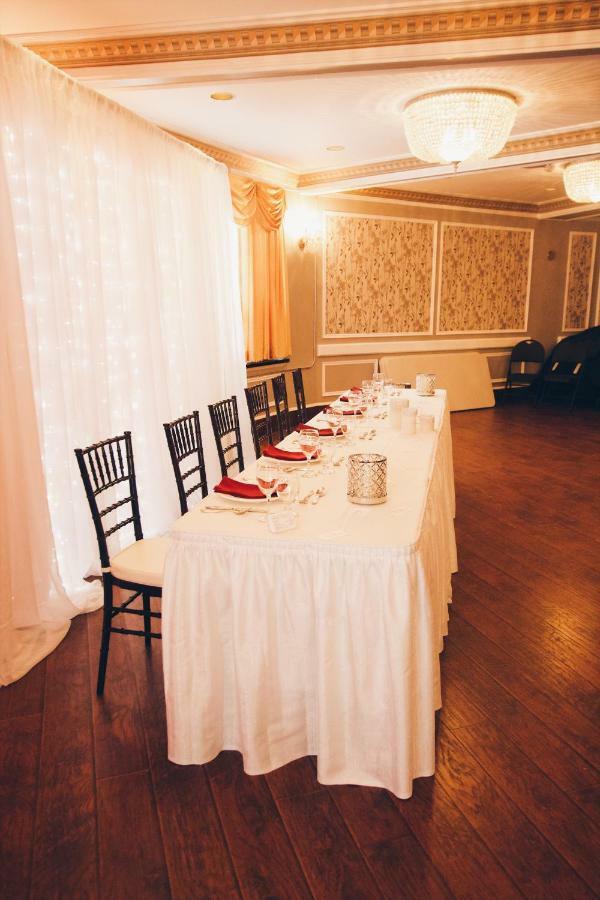 Hotel Moncton Buitenkant foto